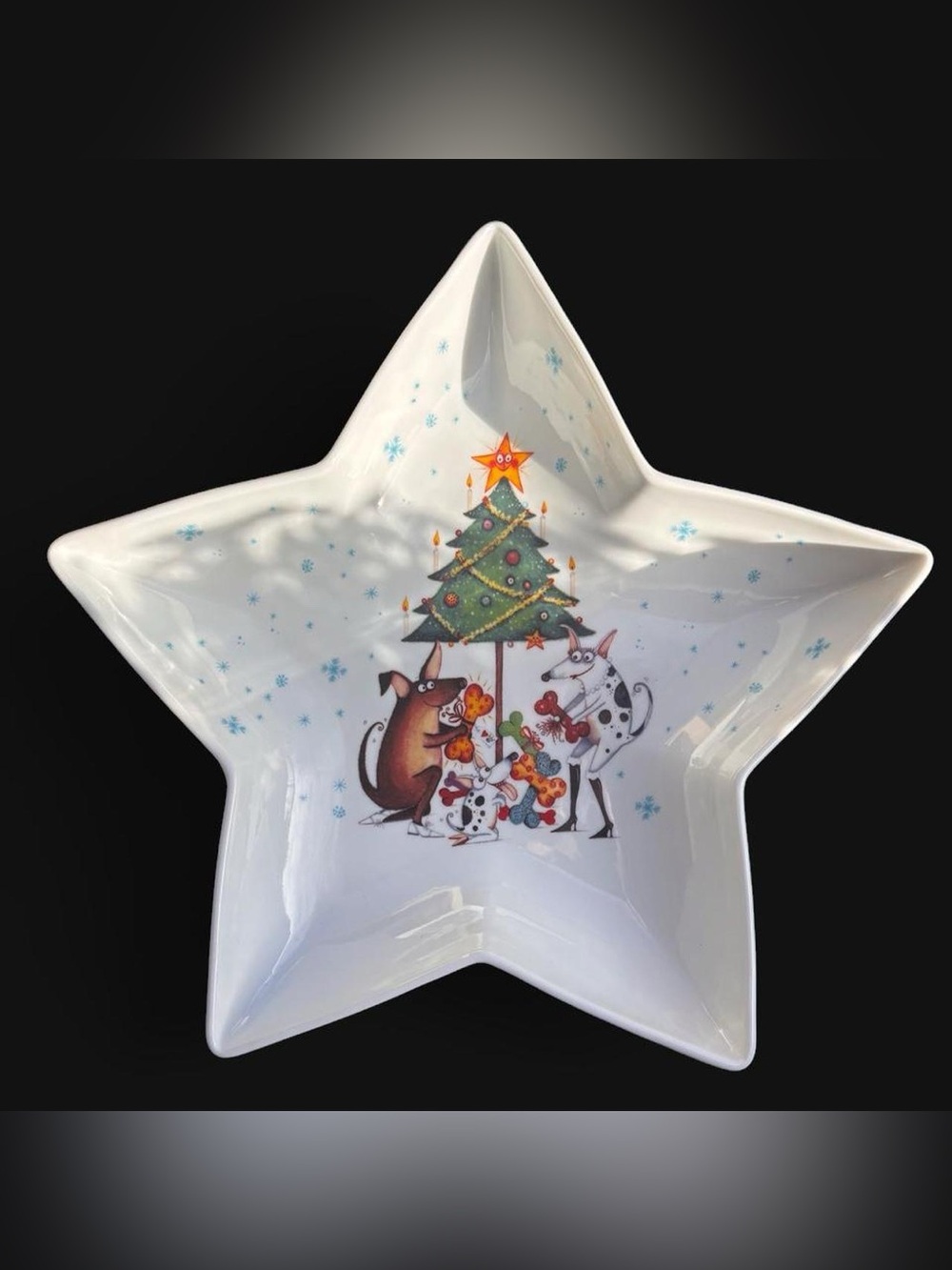 Clare Mackie x Royal Worcester White Star-Shaped Bowl with Festive Tree and Dogs